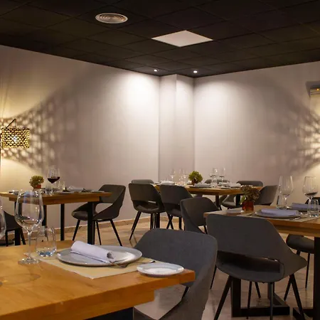 酒店 Caldaria Y Balneario 莱亚斯