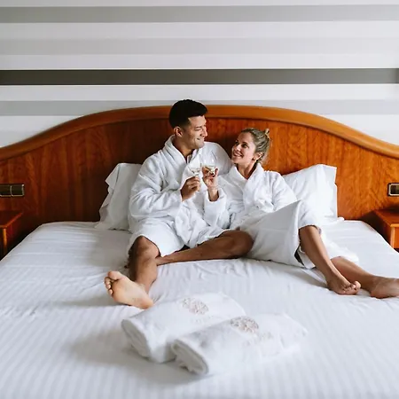 Hotel Caldaria Y Balneario 4*