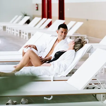 酒店 Caldaria Y Balneario 4*