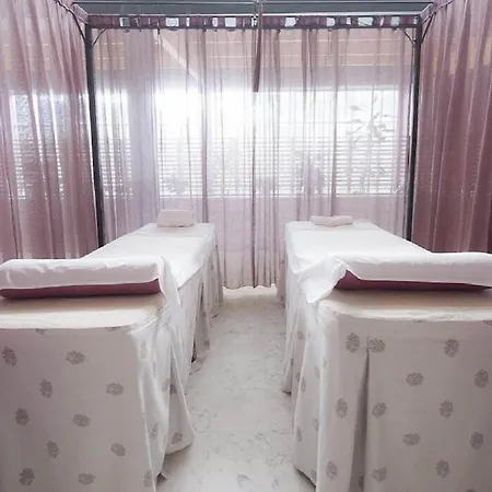 Caldaria Y Balneario 4*