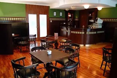 酒店 Caldaria Y Balneario 4*