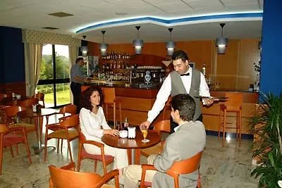 Caldaria Y Balneario מלון