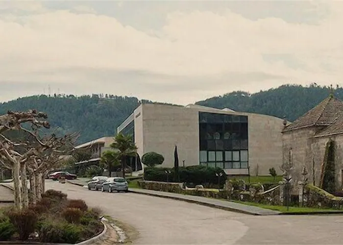 Caldaria Y Balneario 4* Laias
